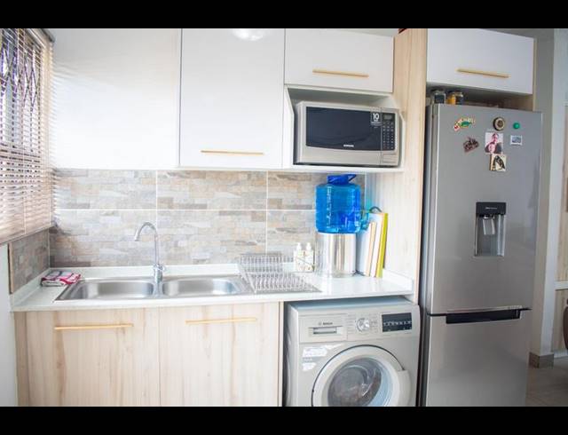 2 BEDROOM CLUSTER FOR SALE IN TRENANCE MANOR